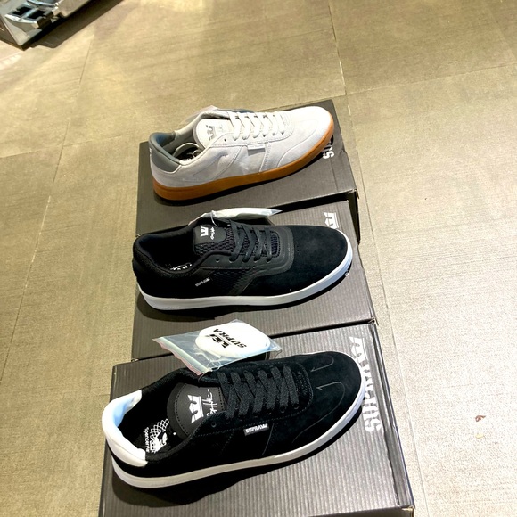 SKATEBOARD SHOES - Picture 5 of 6